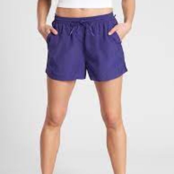 Athleta Expedition Shorts (SOLD OUT IN STORES) - Picture 2 of 4